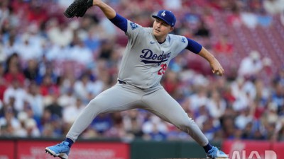 'WS 3연패 도전' 다저스, 14년 연속 PS 진출…MLB 최장 타이