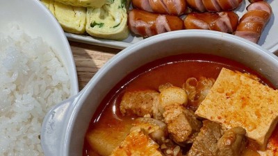 무조건 흰 밥에 먹어야하는 레전드 식단